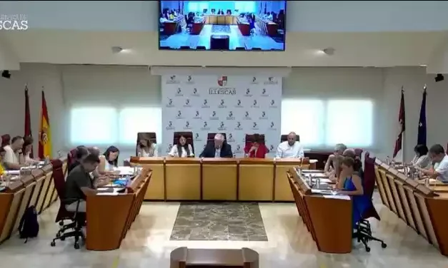 Los portavoces de los partidos preguntan en el pleno del Ayuntamiento de Illescas