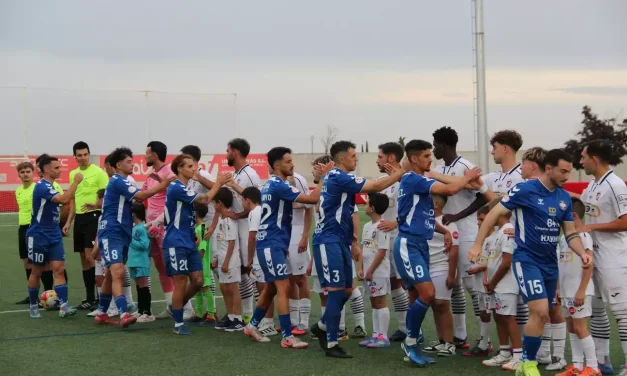 CD Illescas y Puertollano empatan sin goles en el Municipal. Fotos del partido