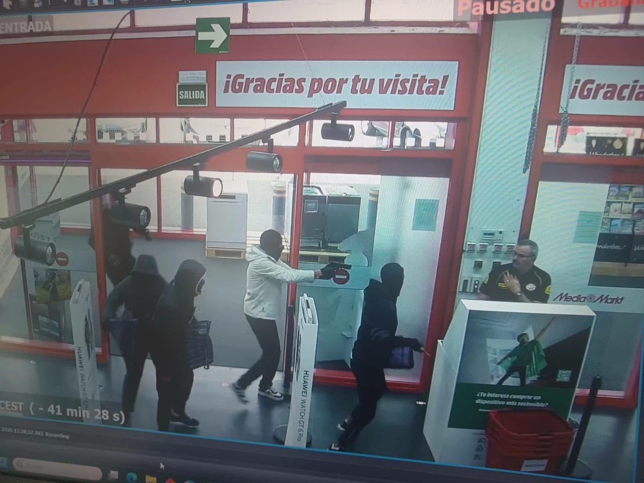 atraco-cc-abadia-toledo Tienda Media Markt de Toledo