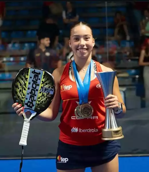 paula-ferran-padel-illescas Paula Ferrán