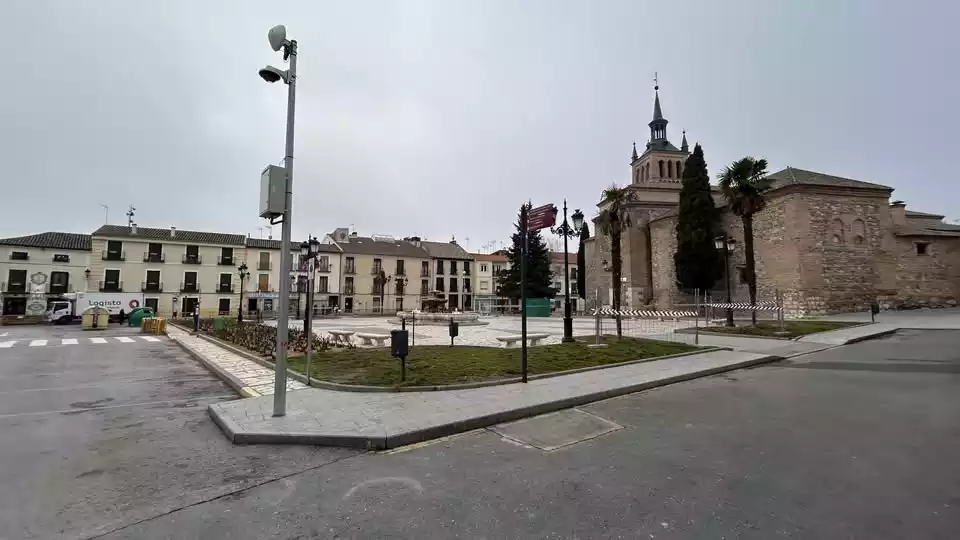 Plaza de los Leones Illescas. Hnos. Fernandez Criado
