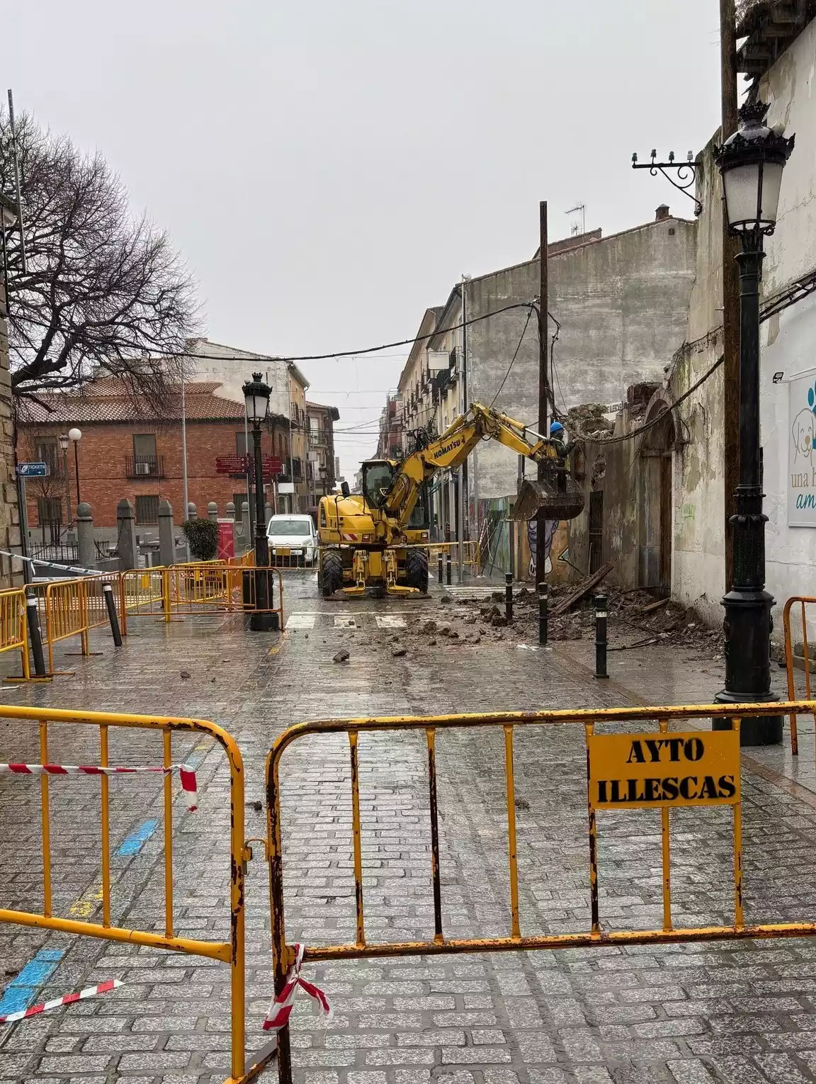 Calle cortada en Illescas centro