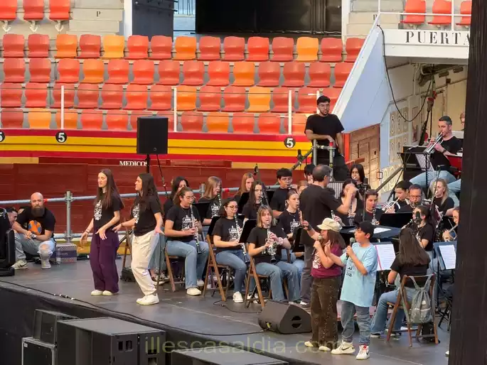 20260325 Illescas canta 03 Illescas Canta 7 Edicion